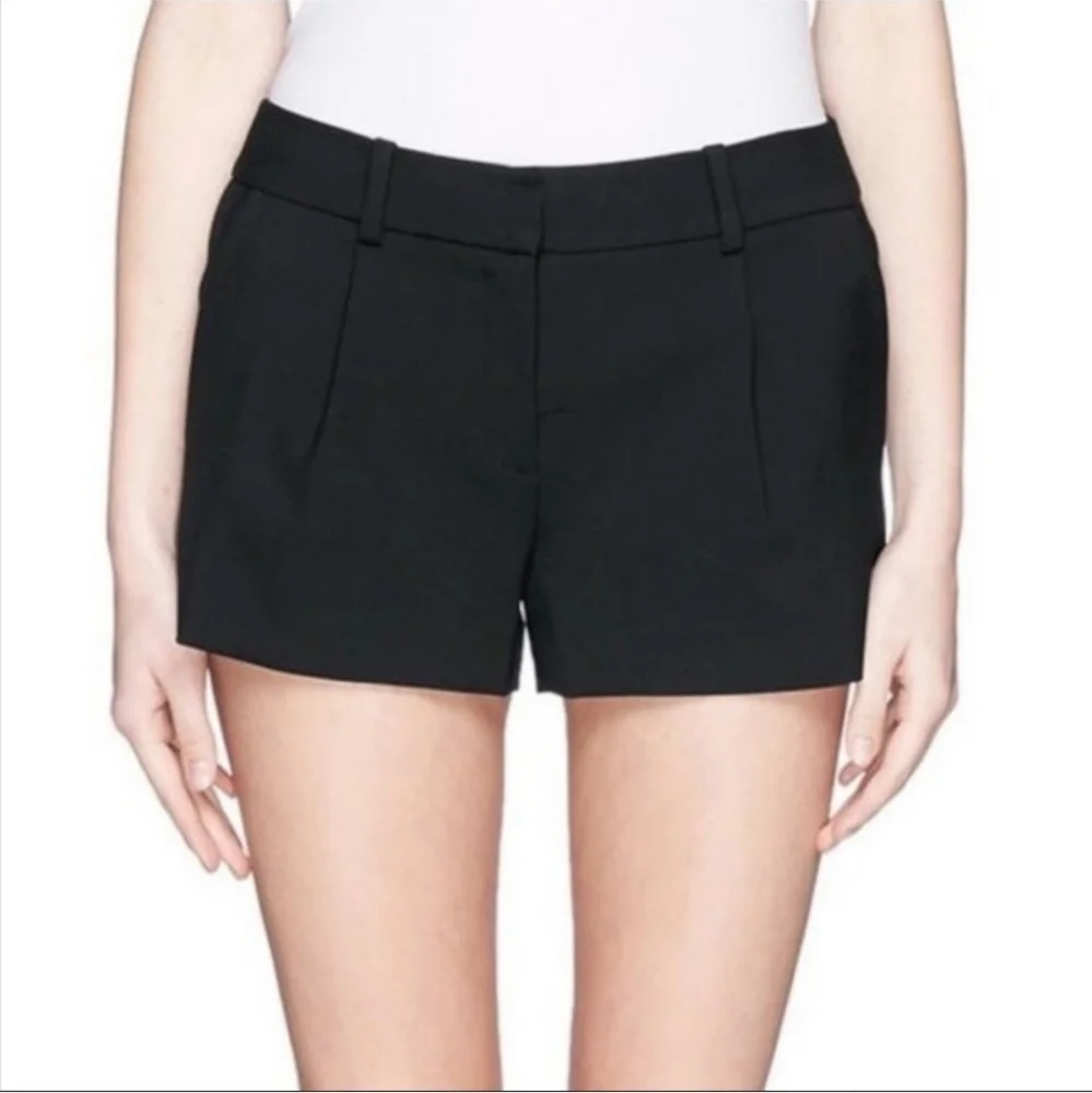 DVF Diane von Furstenberg New NWT Naples Black Shorts DVF 14